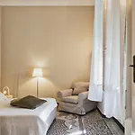 Via Roma Luxury By Wonderful Italy